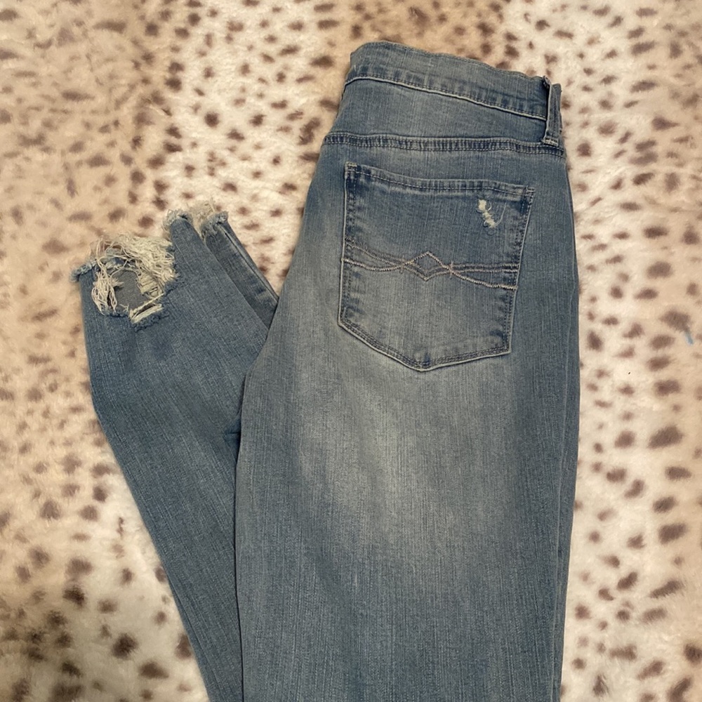 Capris, distressed skinny